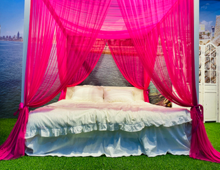 مظلة سرير الأميرة المريحة من فور كورنرز ملحقات تزيين ناموسية فاخرة